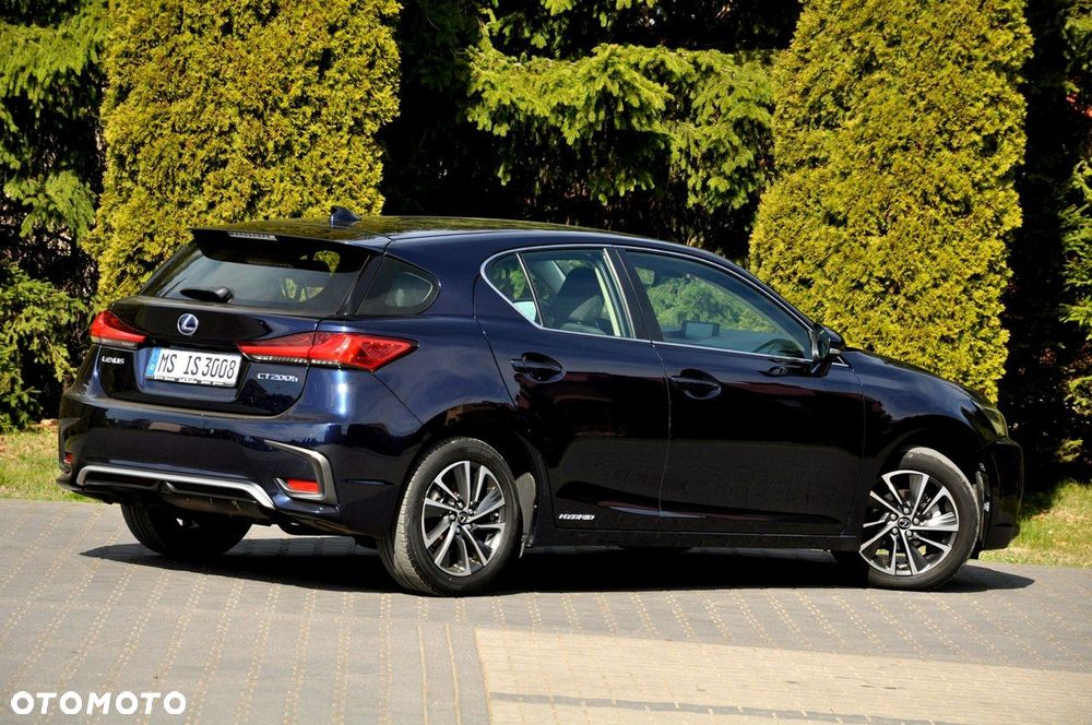 Lexus CT 200h Elegance EU6 - 16