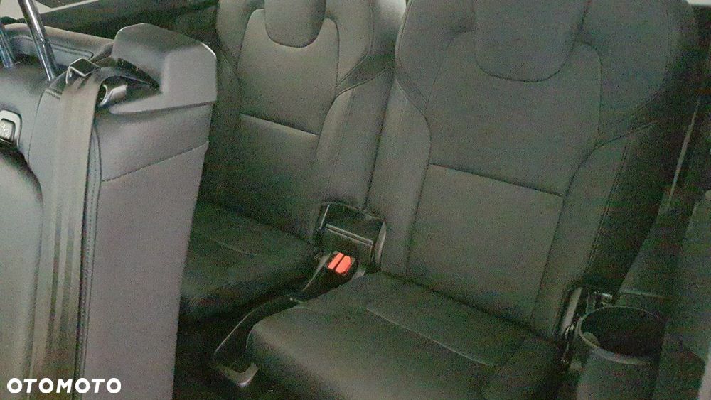 Volvo XC 90 - 14