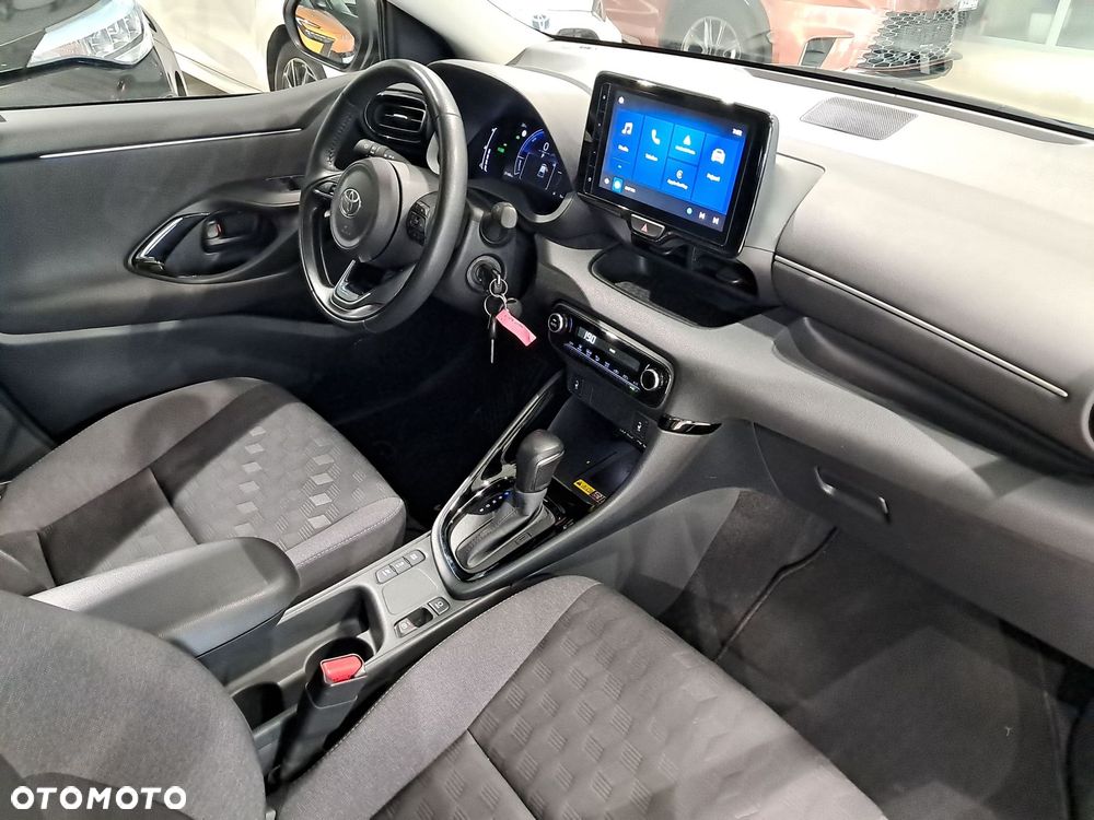 Toyota Yaris Hybrid 1.5 Style - 10
