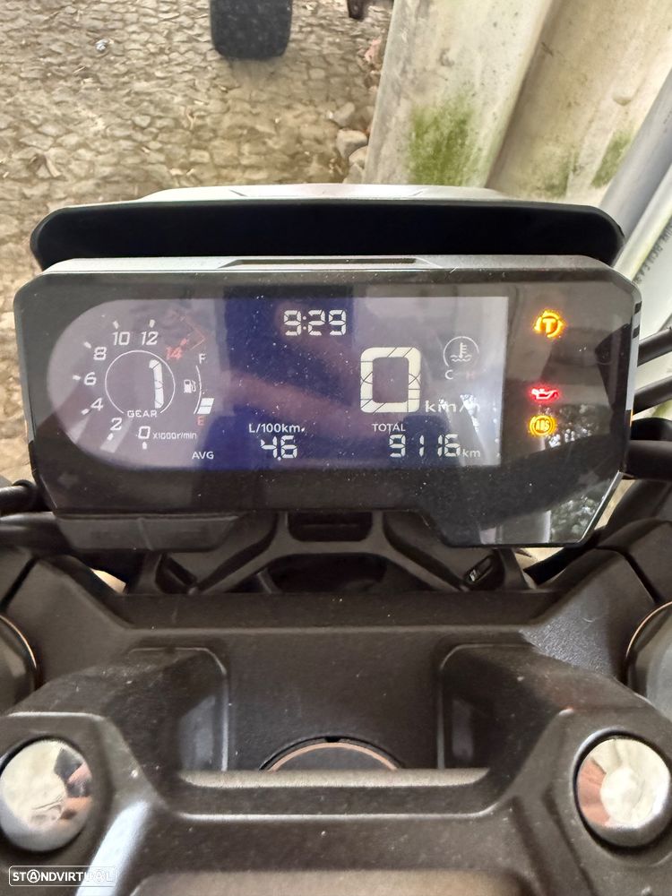 Honda CB - 10