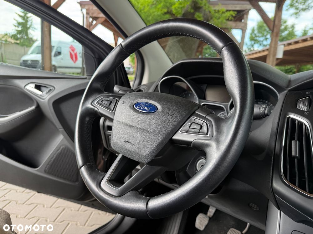 Ford Focus 1.0 EcoBoost Titanium - 20