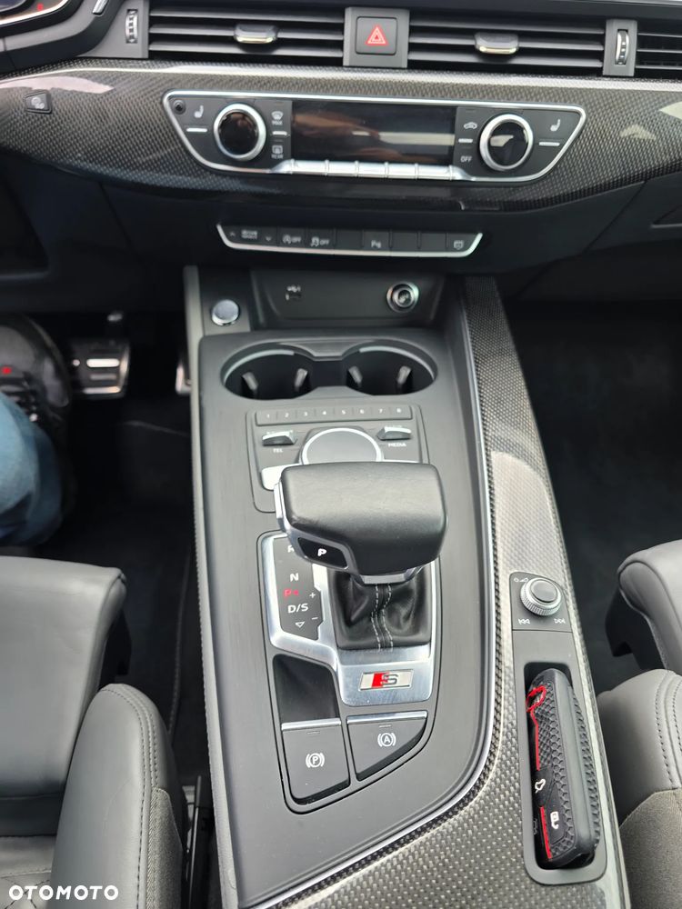 Audi S5 Coupé ver-coupe-3-0-tfsi-quattro-tiptronic - 32