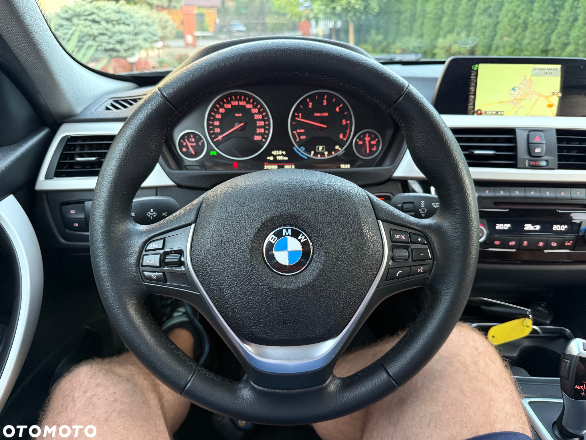 BMW Seria 3 320d Efficient Dynamics Sport Line sport - 29
