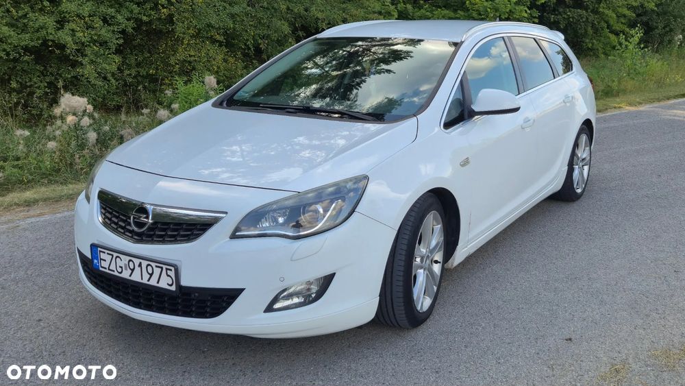 Opel Astra 2.0 CDTI DPF Cosmo - 13