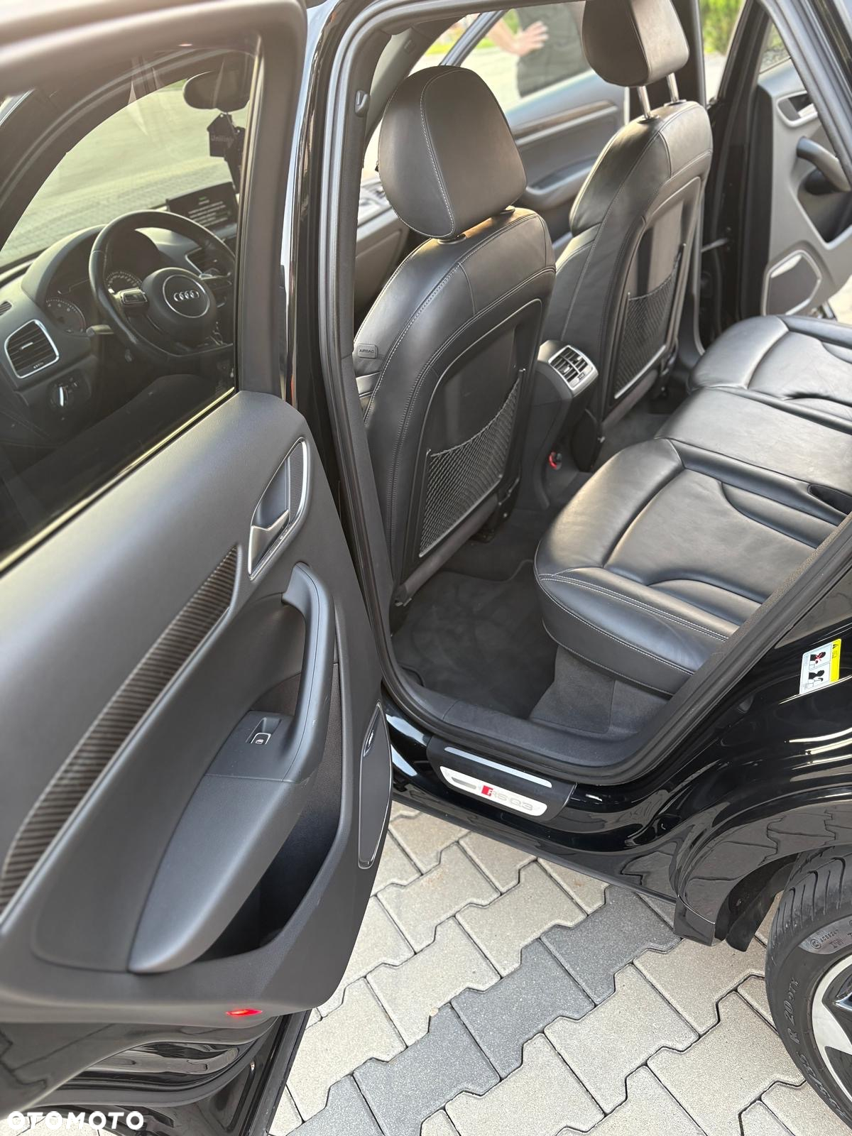 Audi RS Q3 2.5 TFSI quattro S tronic - 11