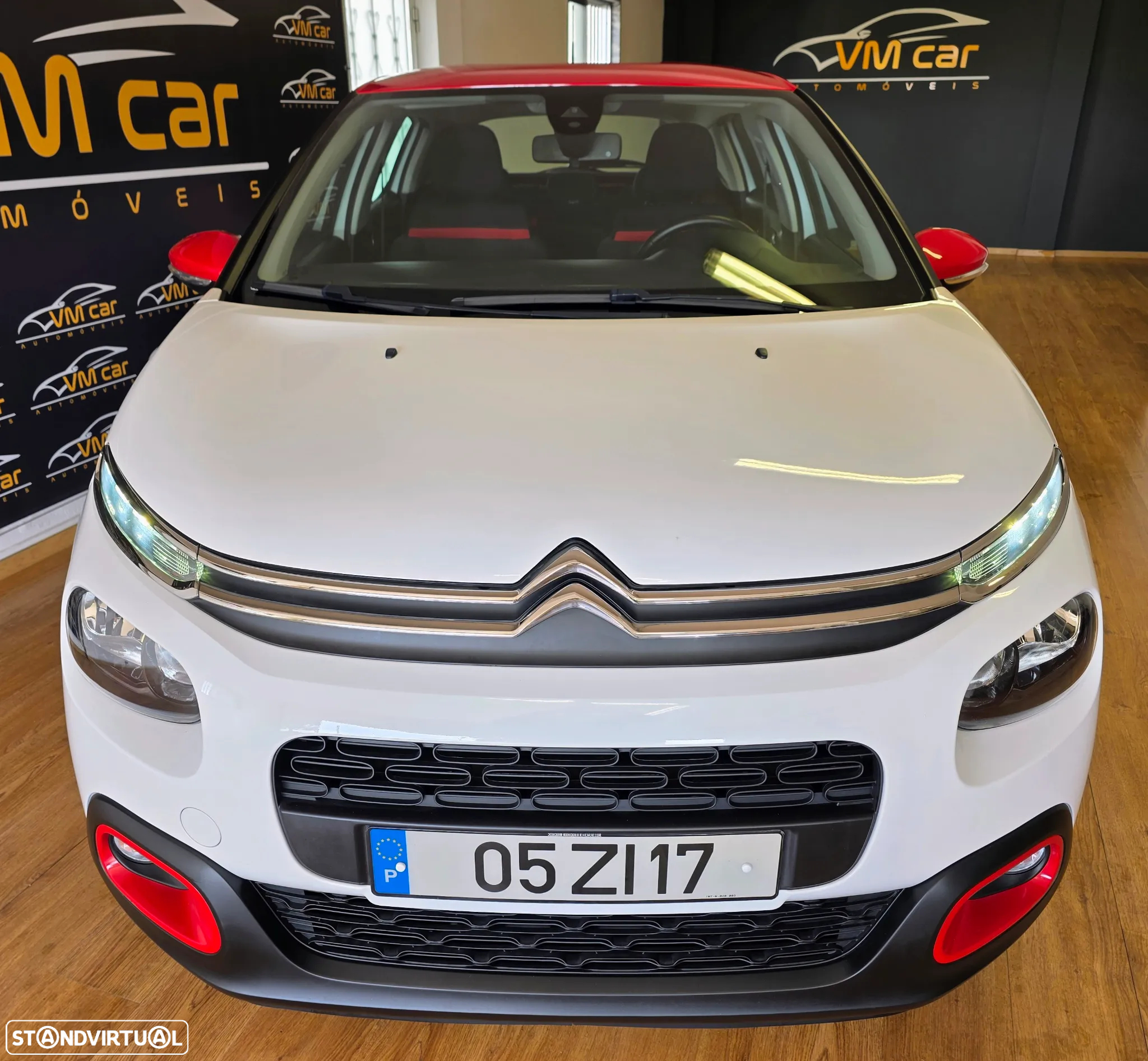 Citroën C3 1.2 PureTech Shine - 3