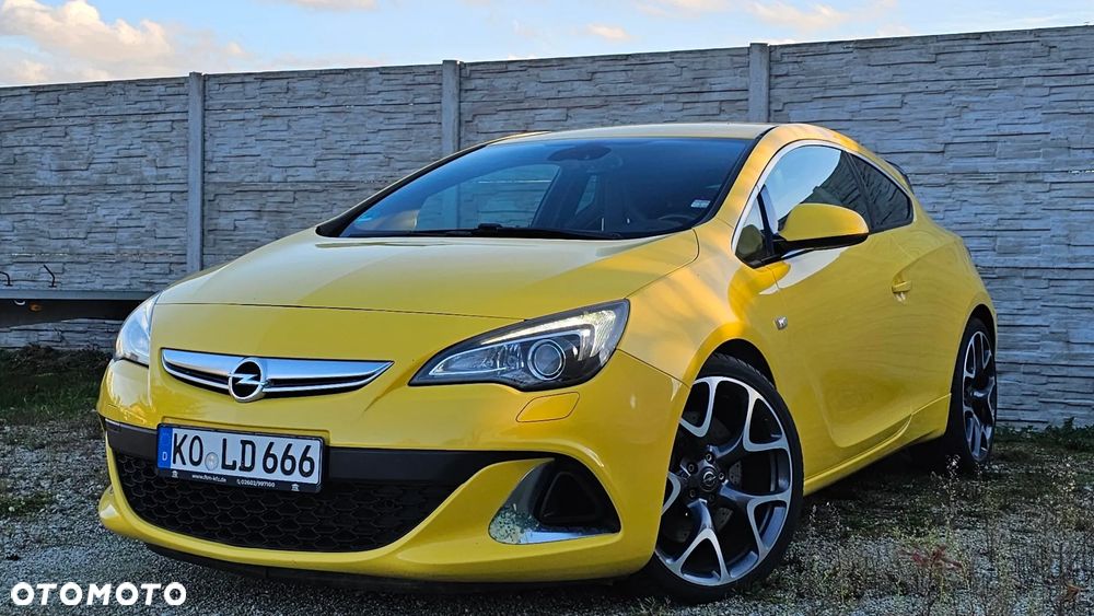Opel Astra IV GTC OPC - 2