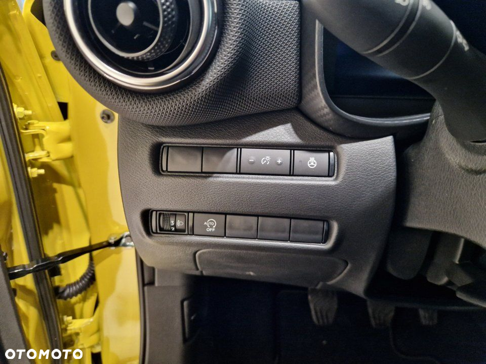 Nissan Juke - 11