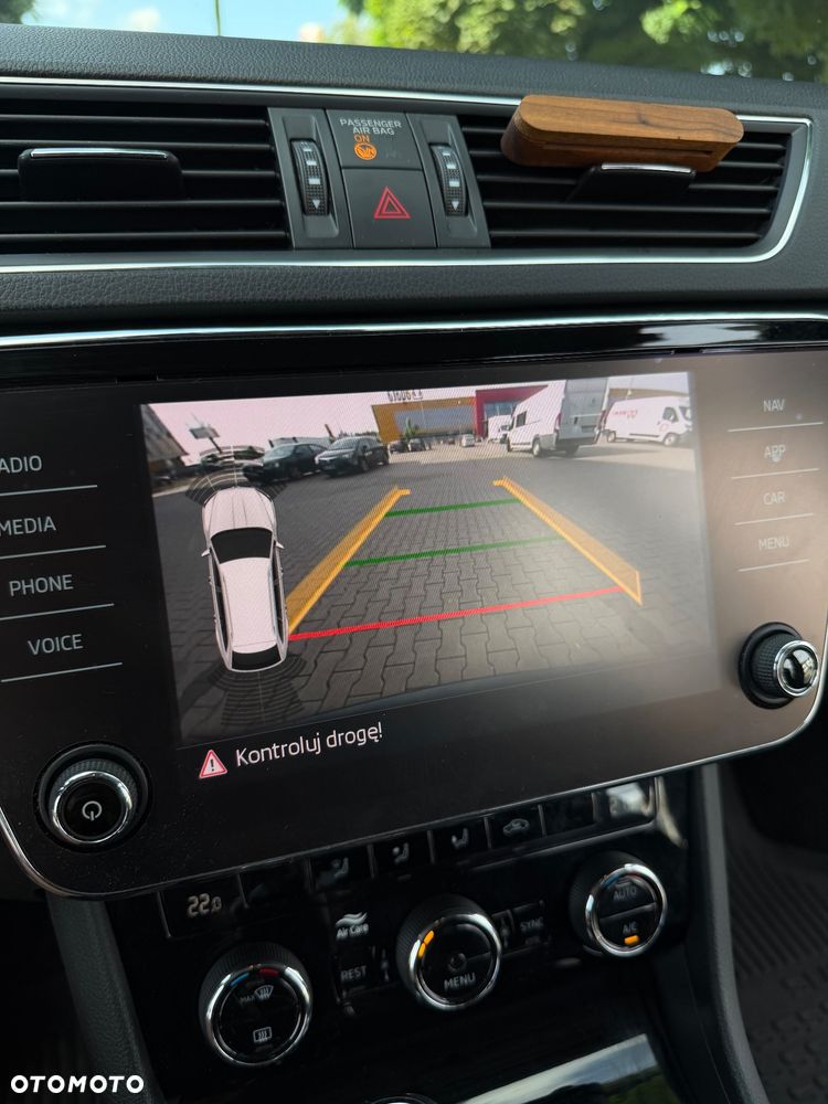 Skoda Superb 2.0 TDI Ambition - 21