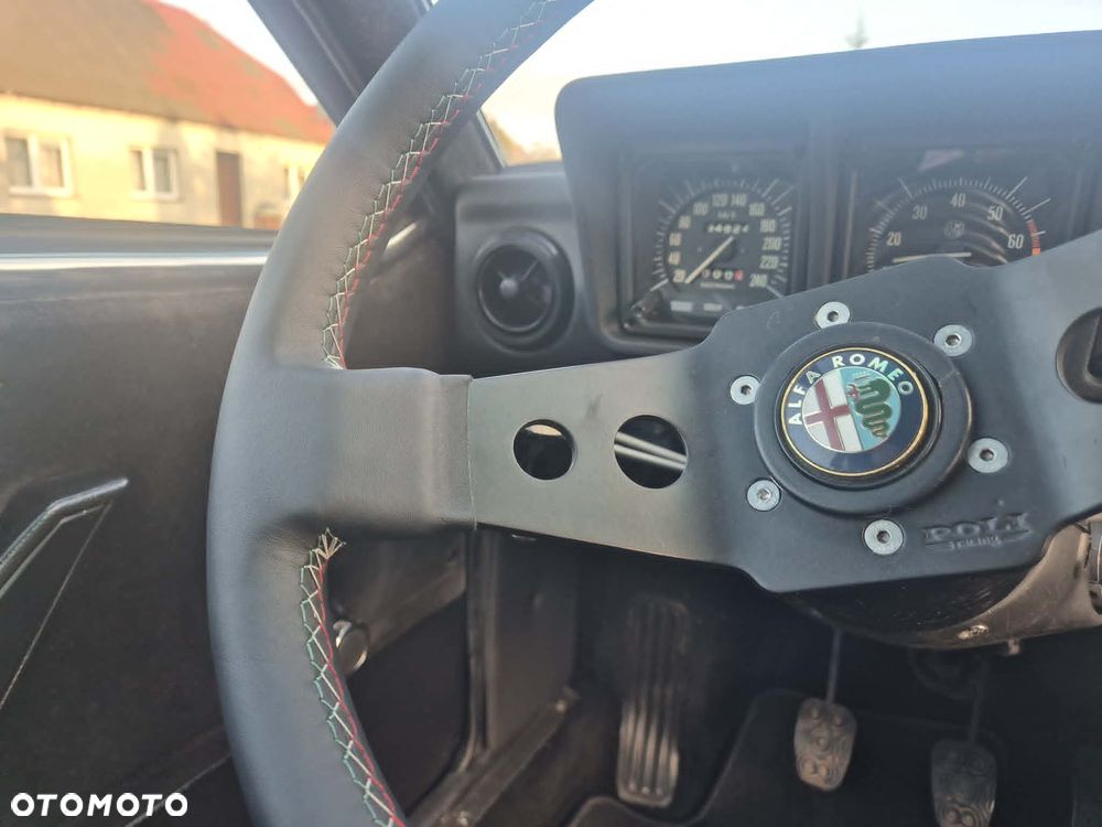 Alfa Romeo GTV - 6