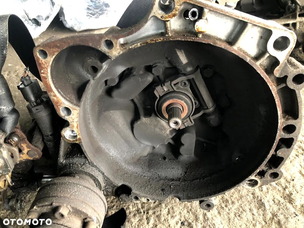 SKRZYNIA BIEGÓW 1,0 MPI VW SKODA SEAT AUDI ESY - 2