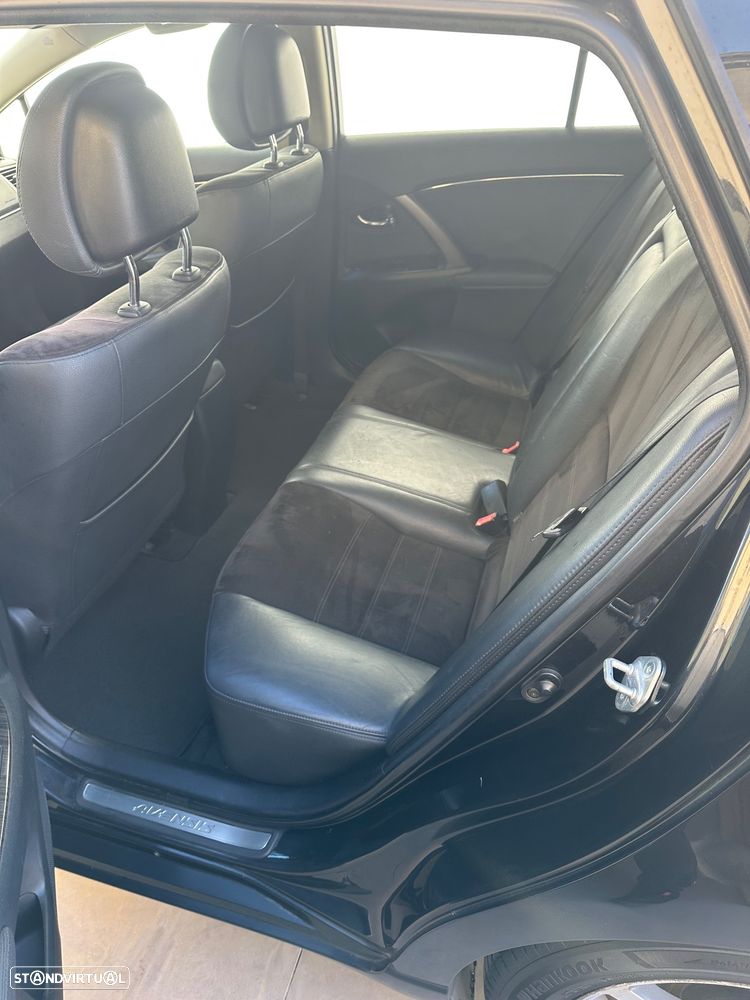 Toyota Avensis SW 2.0 D-4D Exclusive +Navi - 11