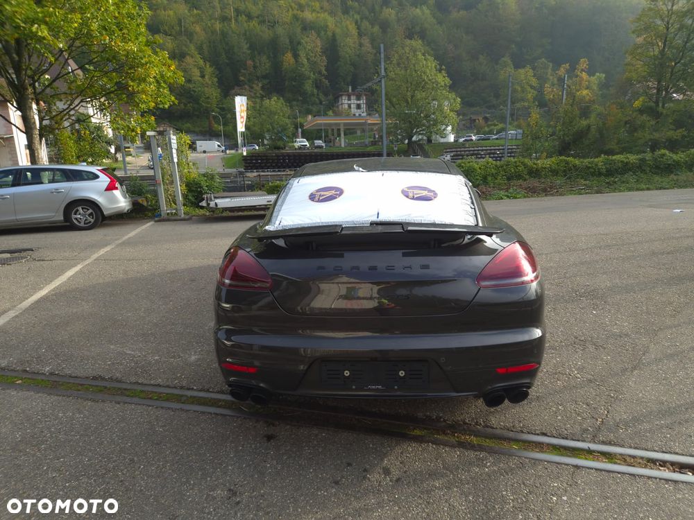 Porsche Panamera GTS - 6