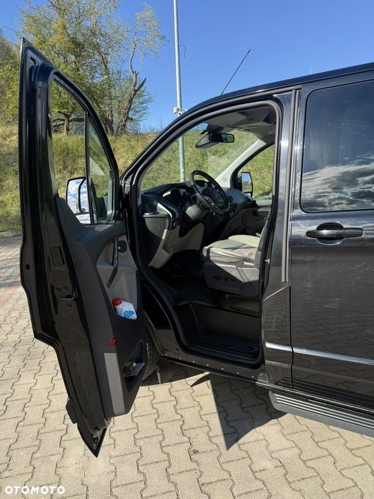 Ford Tourneo Custom - 5