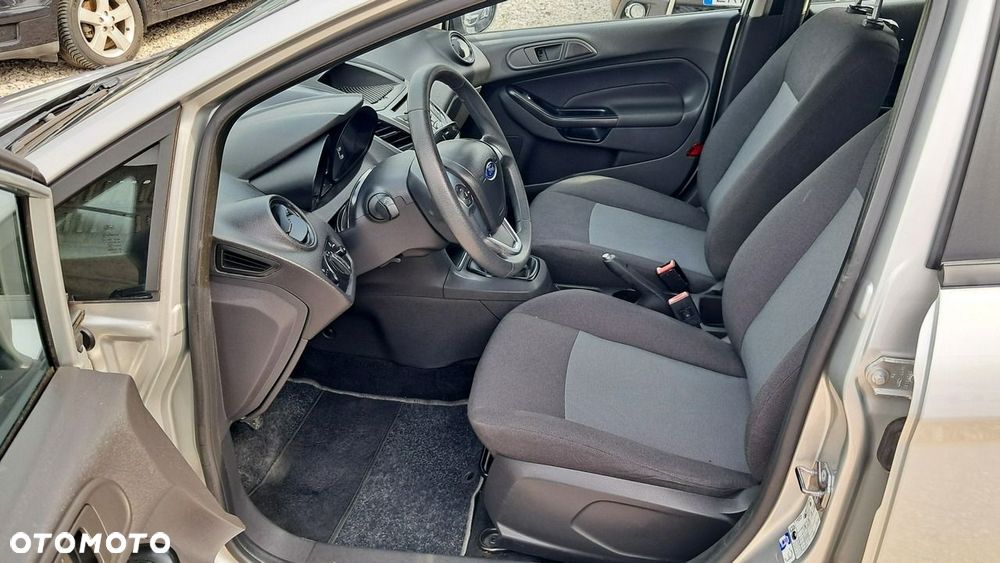 Ford Fiesta 1.25 Silver X Plus EU6 - 23