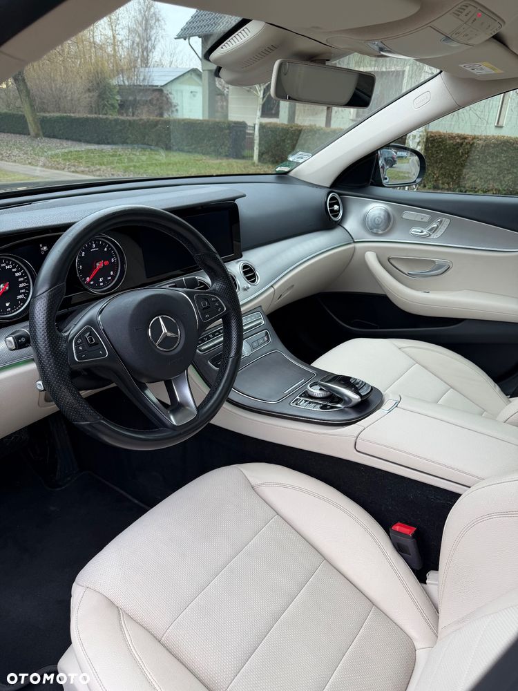 Mercedes-Benz Klasa E 220 d 9G-TRONIC Avantgarde - 16