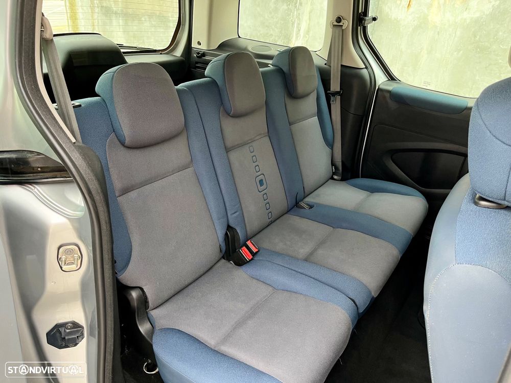 Citroën Berlingo 1.6 e-HDi Exclusive - 27