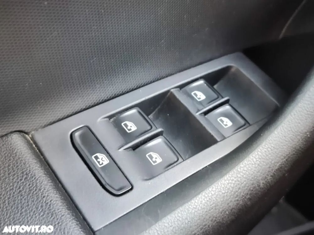 Skoda RAPID 1.0 TSI Ambition - 24