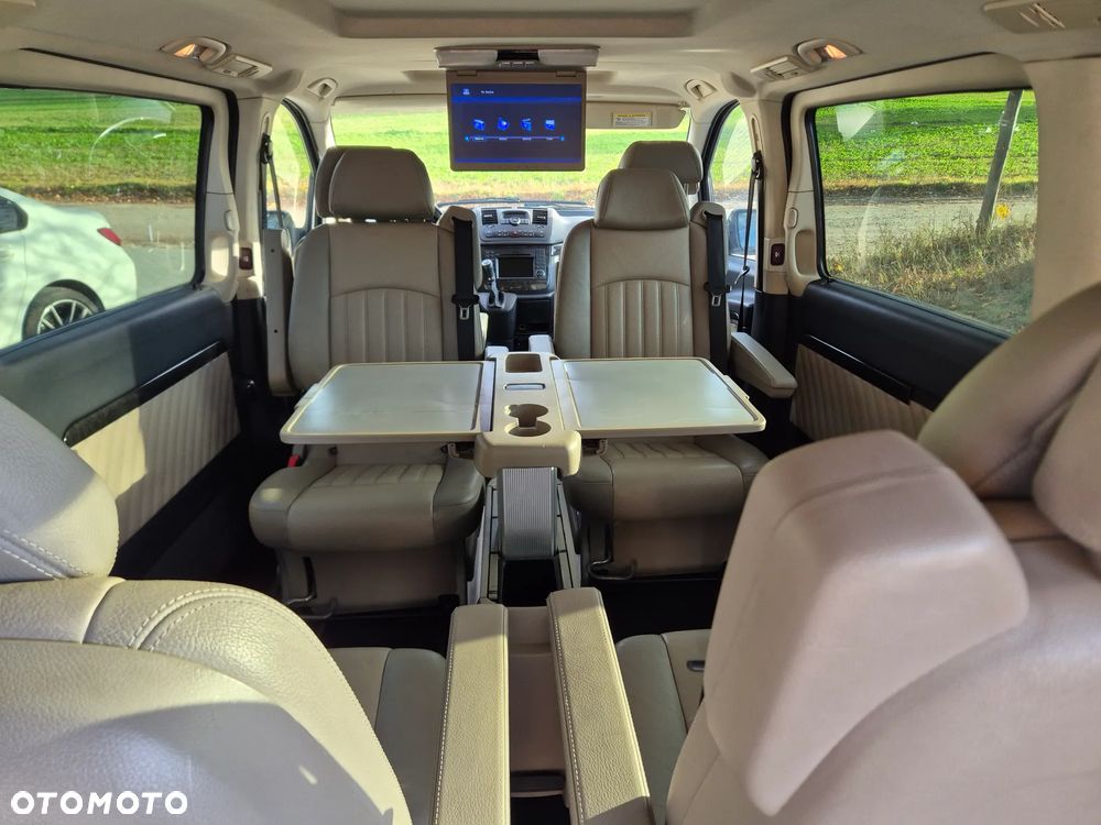 Mercedes-Benz Viano 3.0 CDI Ambiente (długi) - 10