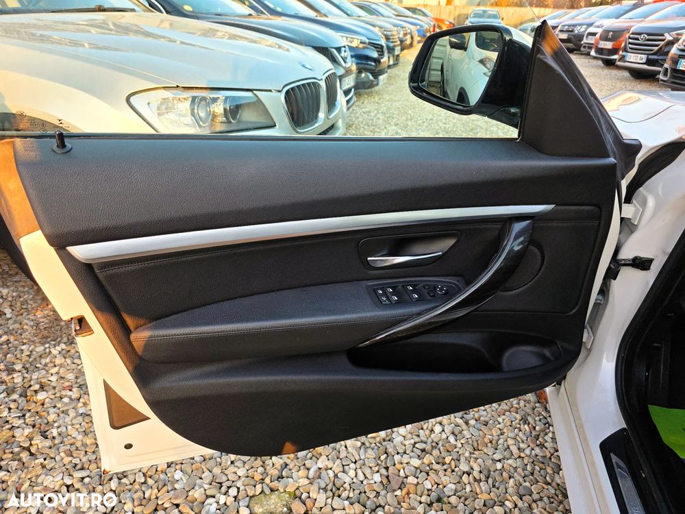 BMW Seria 3 320d Sport-Aut. Luxury Line - 22