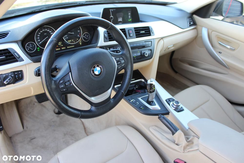 BMW Seria 3 - 12