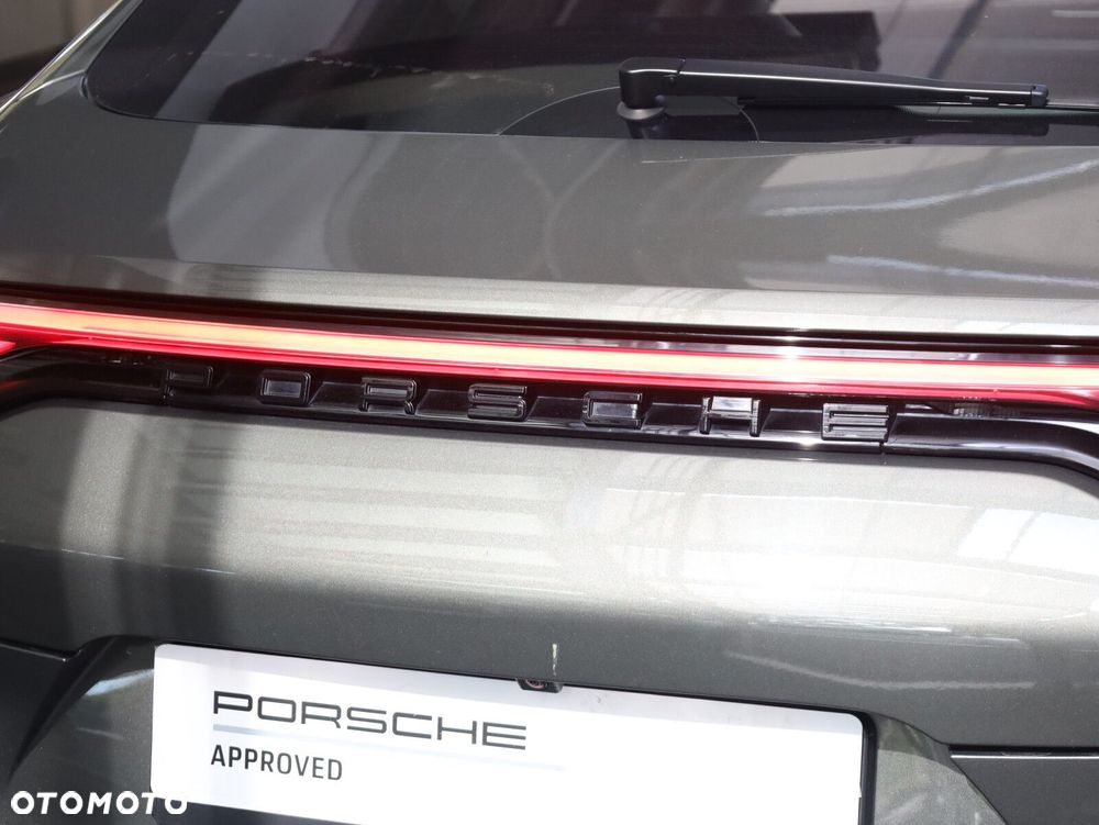 Porsche Panamera - 30