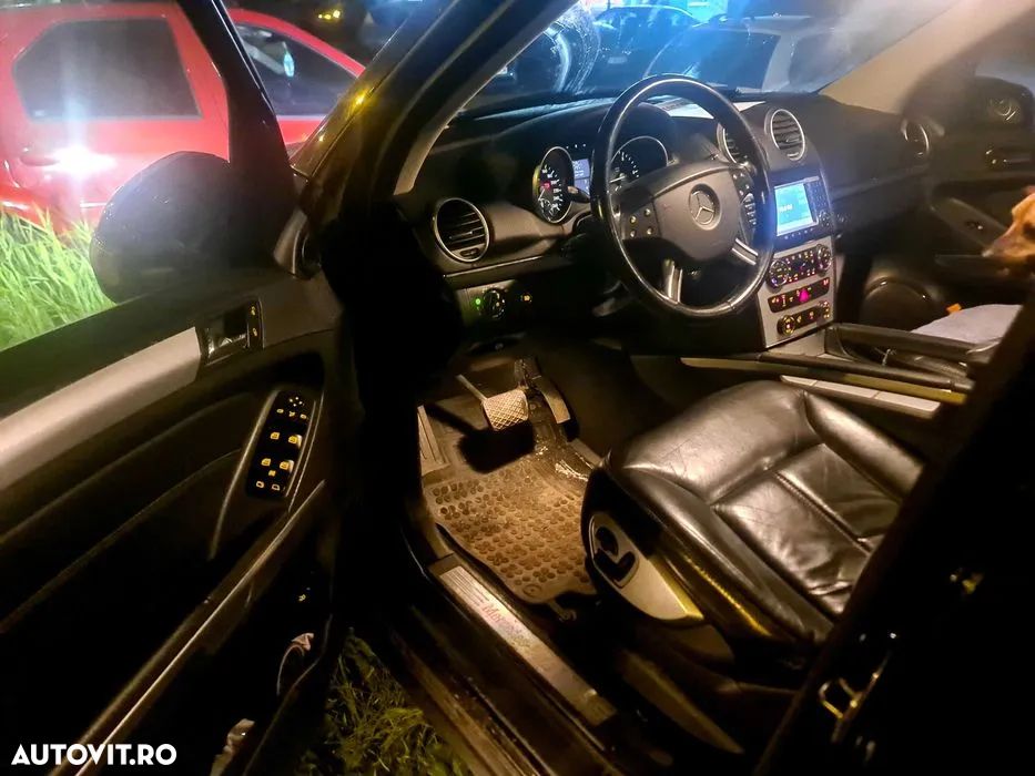 Mercedes-Benz GL - 8