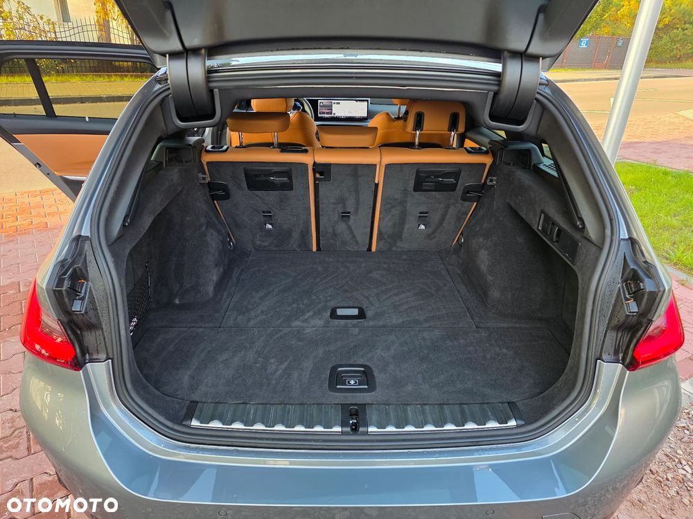 BMW Seria 3 - 35
