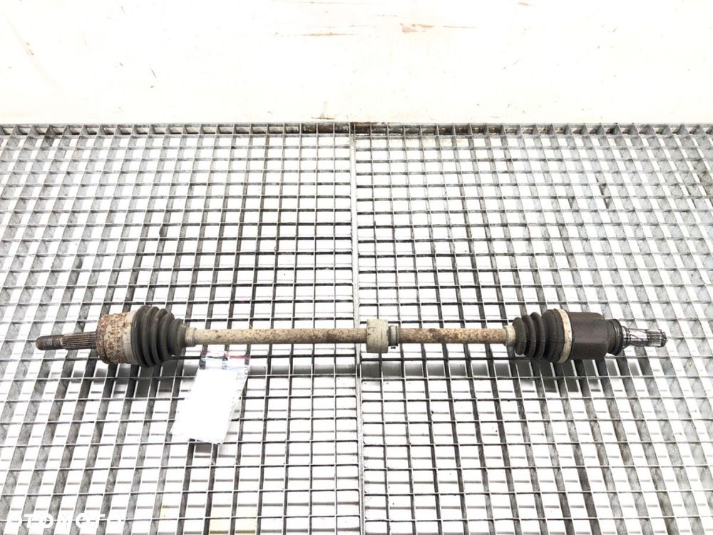 PÓŁOŚ PRAWY PRZÓD  MITSUBISHI COLT VI (Z3_A, Z2_A) 2002 - 2012 1.1 55 kW [75 KM] benzyna 2004 - - 1