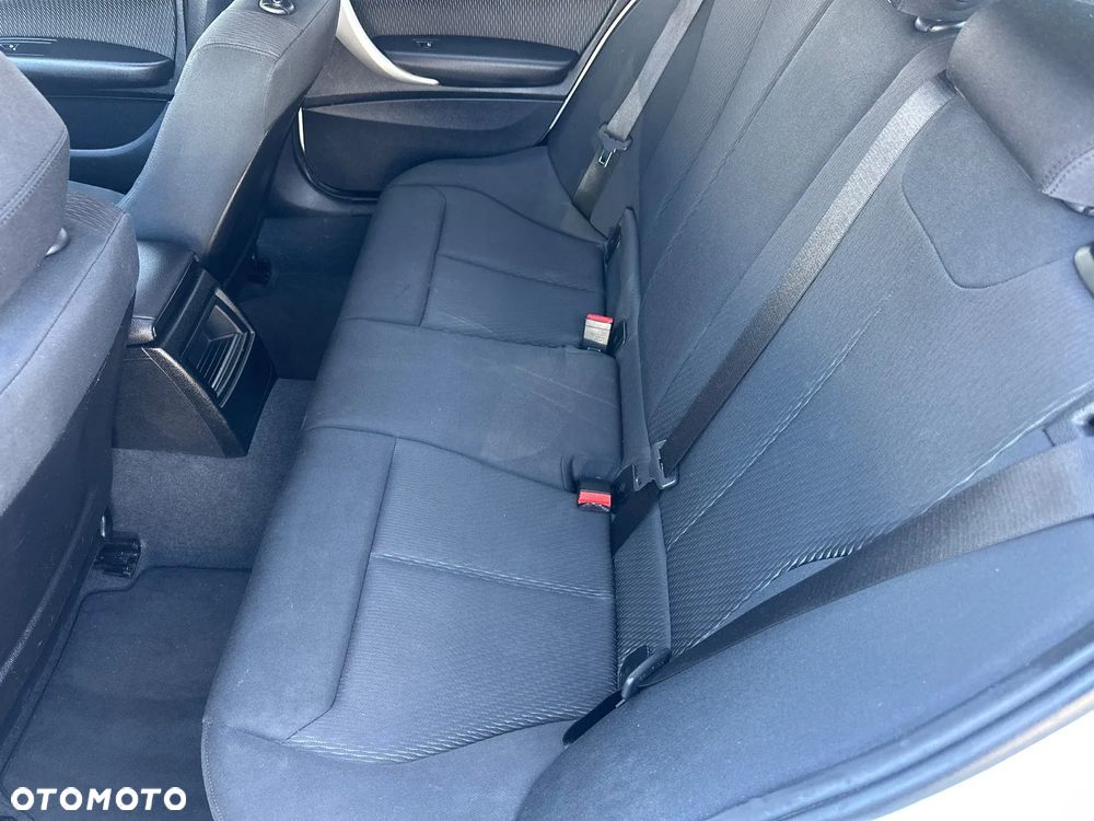 BMW Seria 1 118i Luxury Line - 25