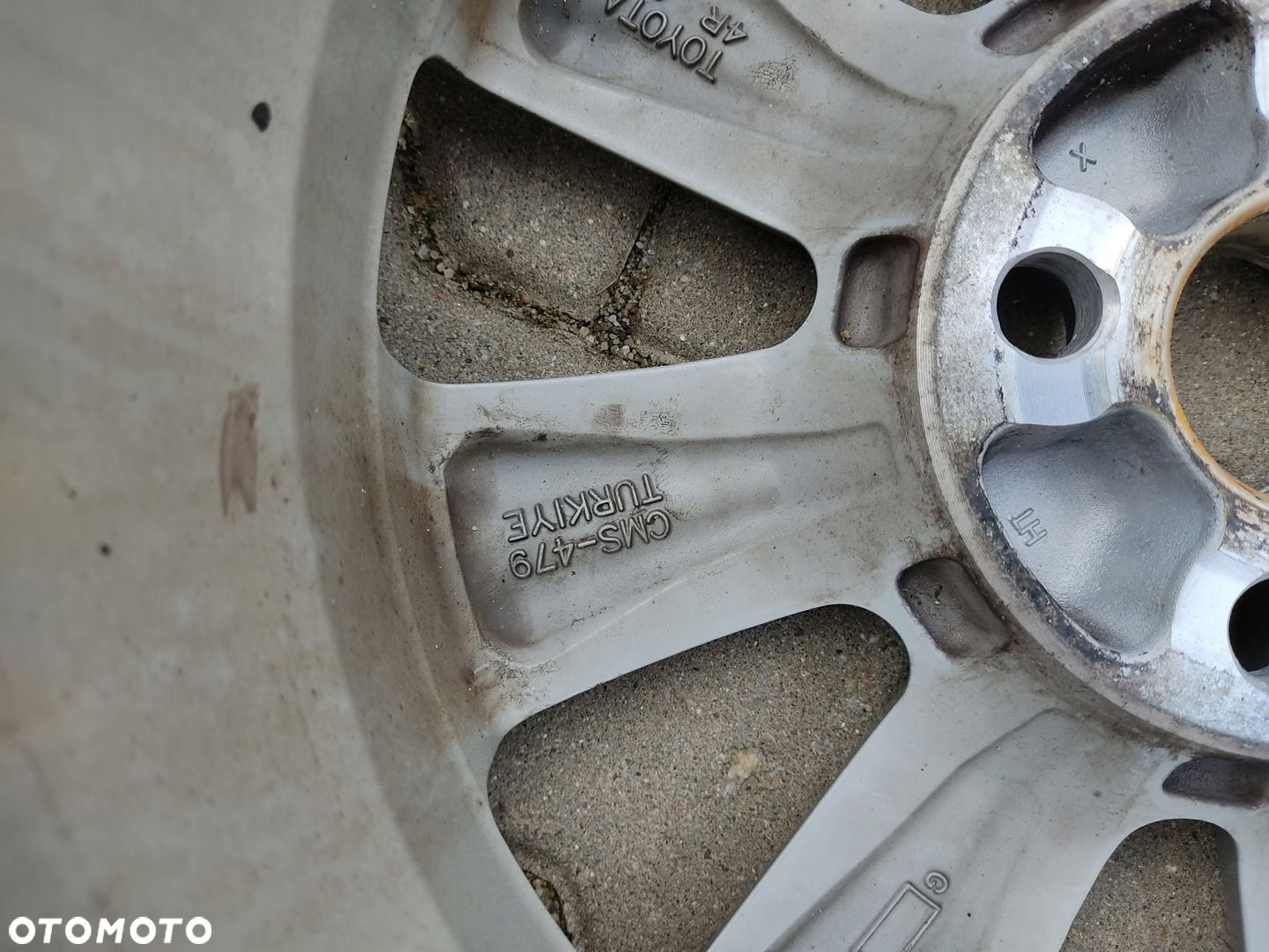 FELGA ALUMINIOWA ALUFELGA 15 TOYOTA YARIS II 4x100 5.5J 42611-0D240 - 5