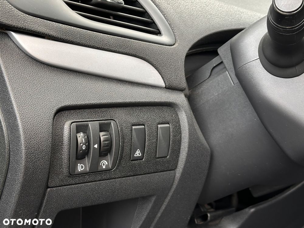 Renault Scenic 1.6 16V 110 TomTom Edition - 20