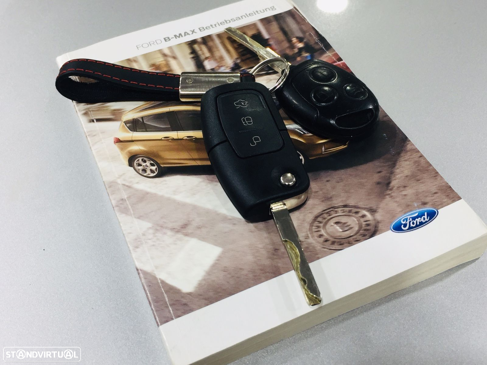 Ford B-Max 1.0 EcoBoost Titanium - 24