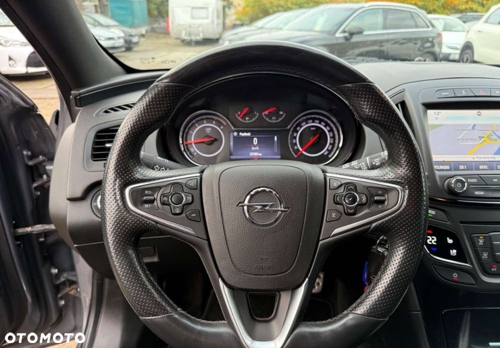 Opel Insignia - 15