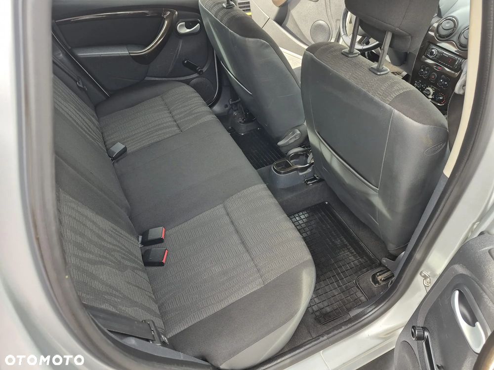 Dacia Duster 1.6 Laureate - 18
