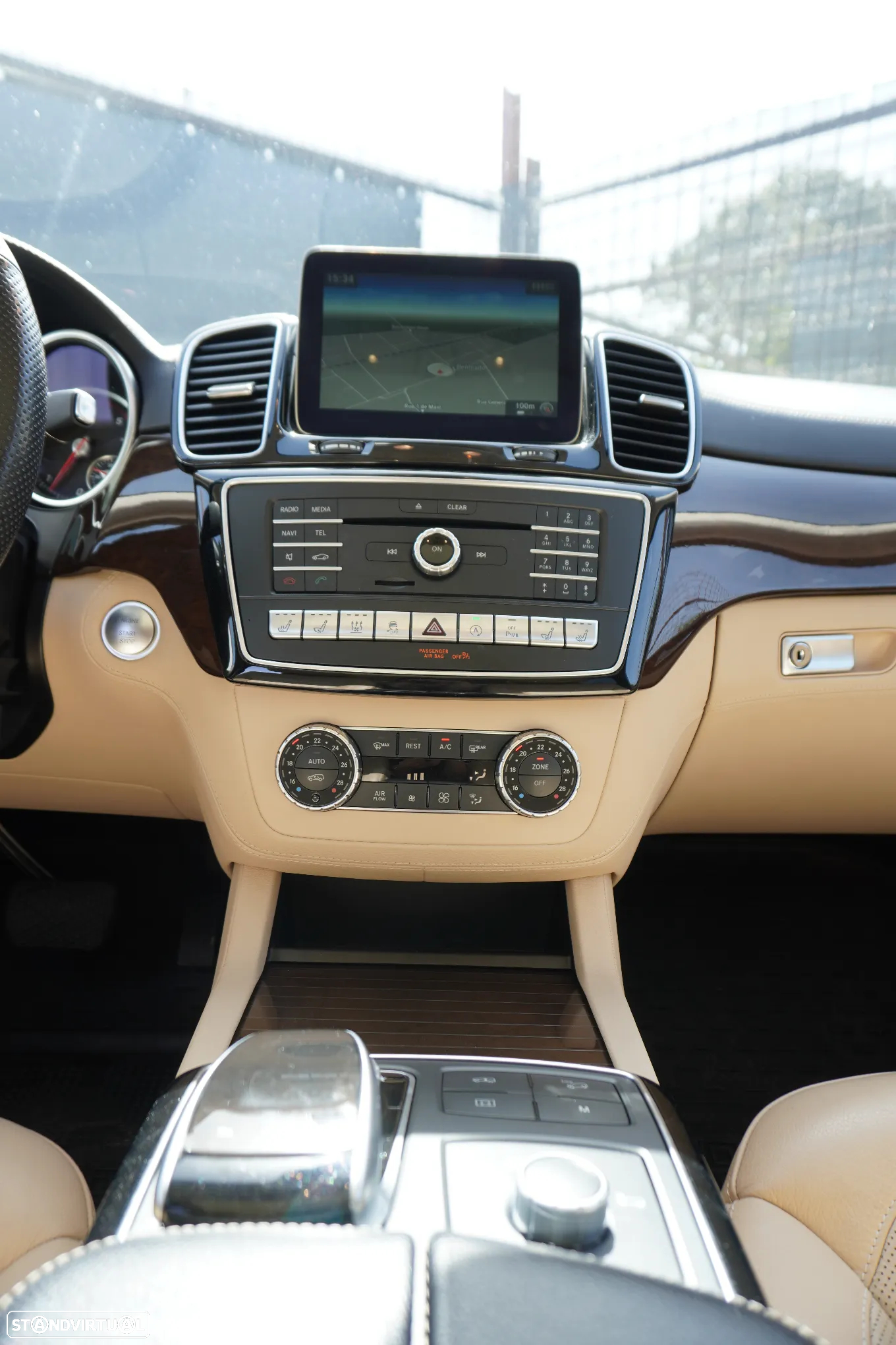 Mercedes-Benz GLE 350 d 4Matic 9G-TRONIC AMG Line - 17