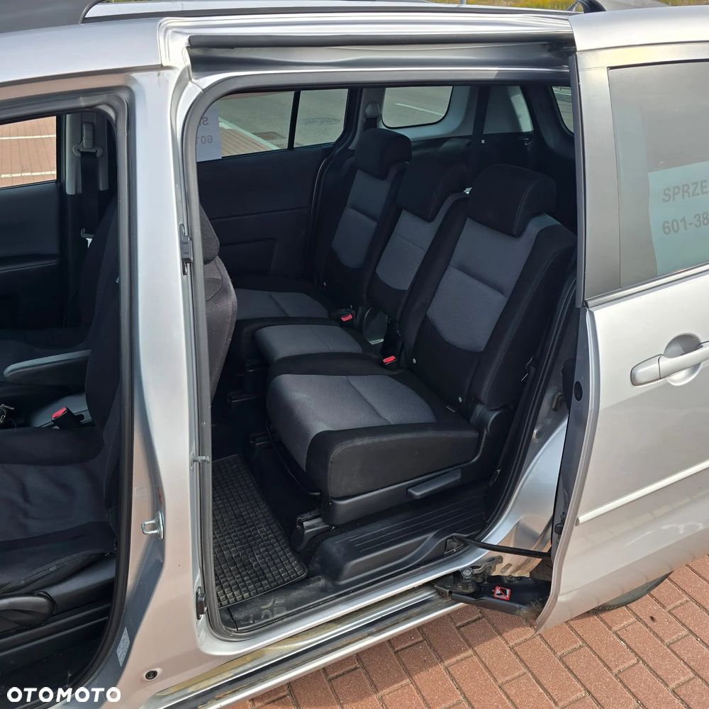 Mazda 5 - 12