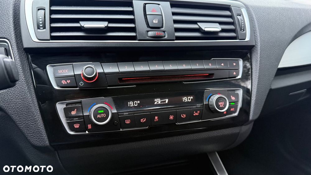 BMW Seria 1 118i Advantage - 27