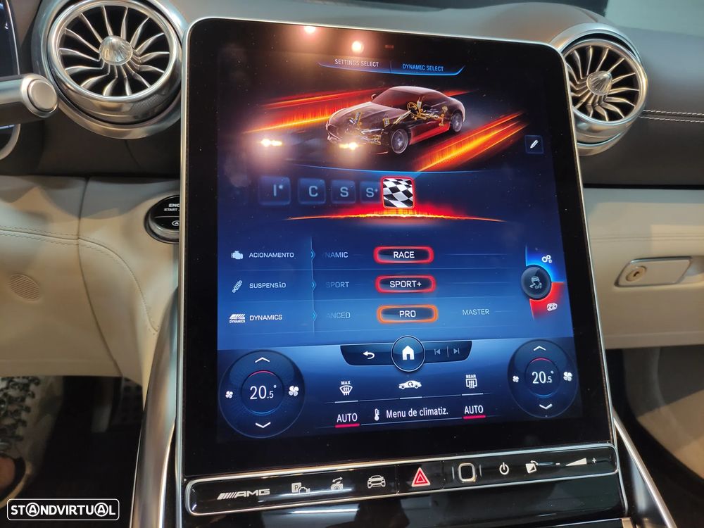 Mercedes-Benz SL 63 AMG 4Matic+ - 26