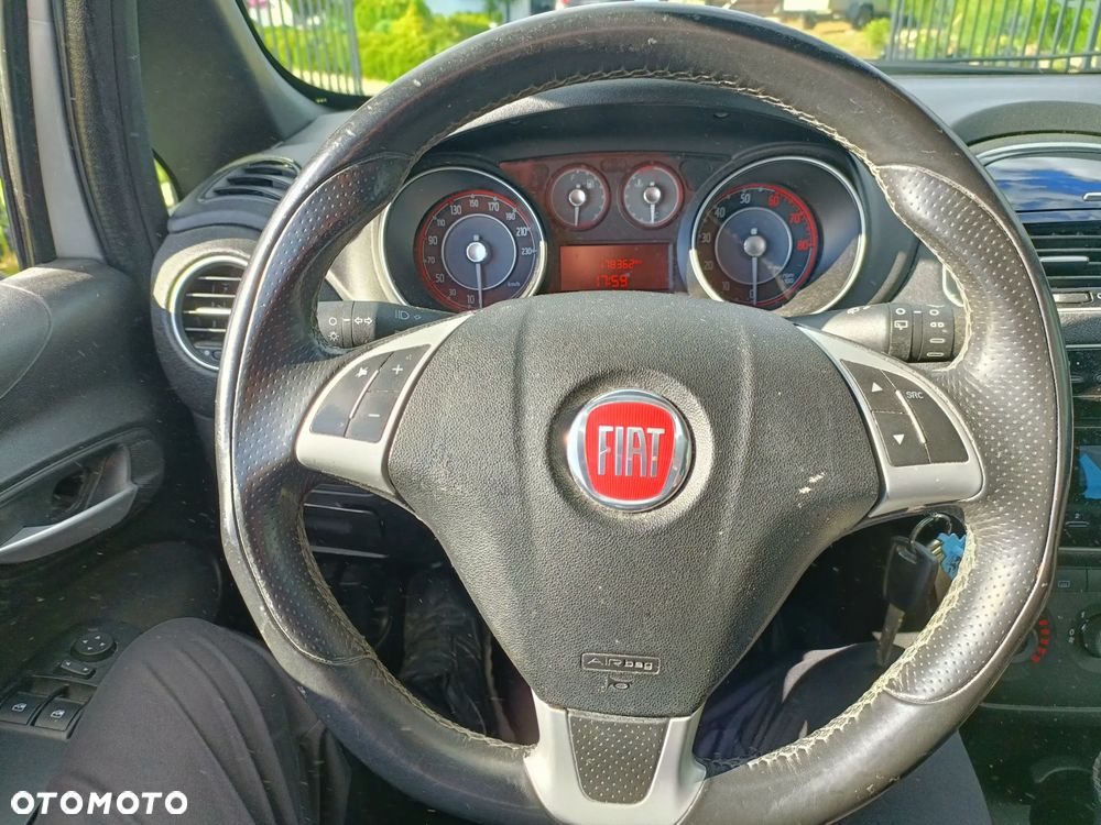 Fiat Grande Punto - 6