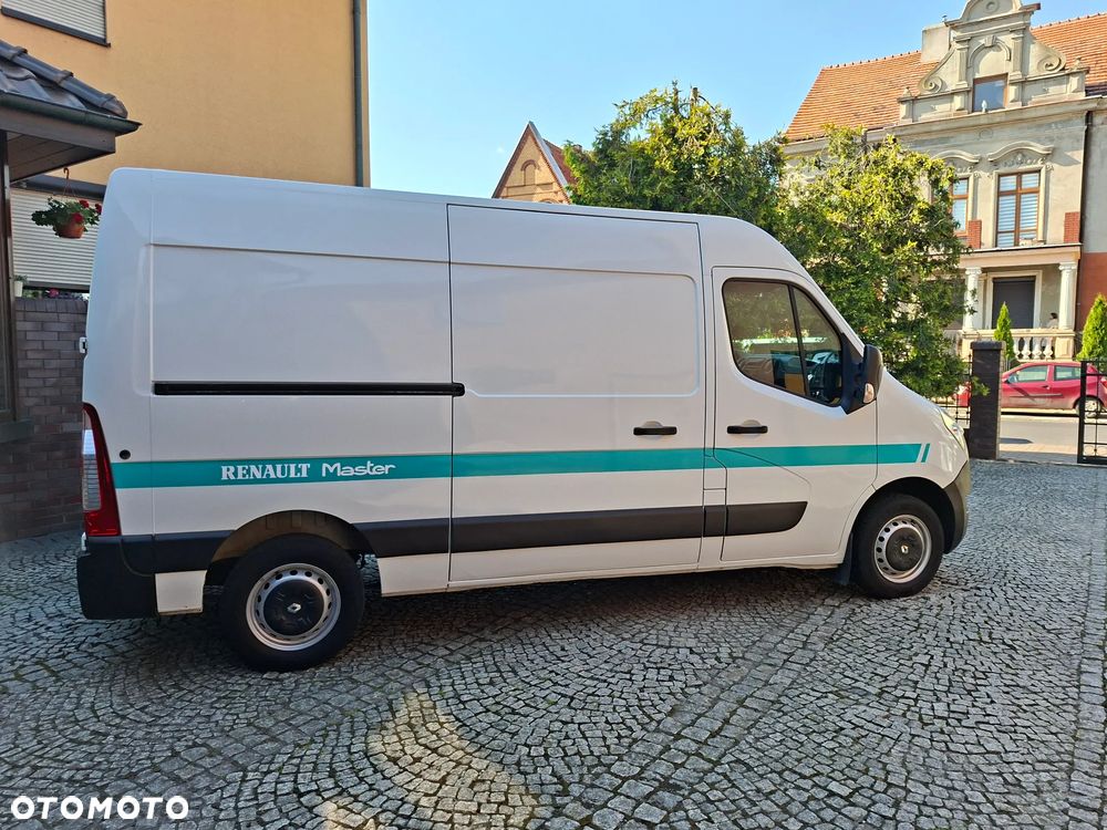 Renault Master - 3