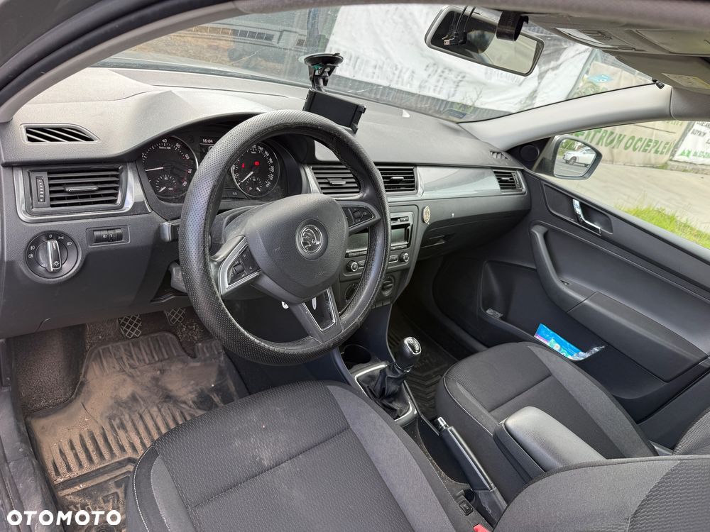 Skoda RAPID 1.2 TSI Ambition Max - 16