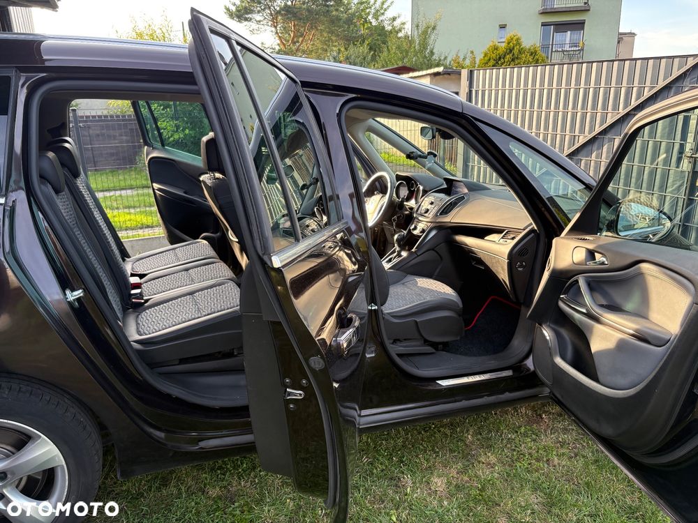 Opel Zafira - 22