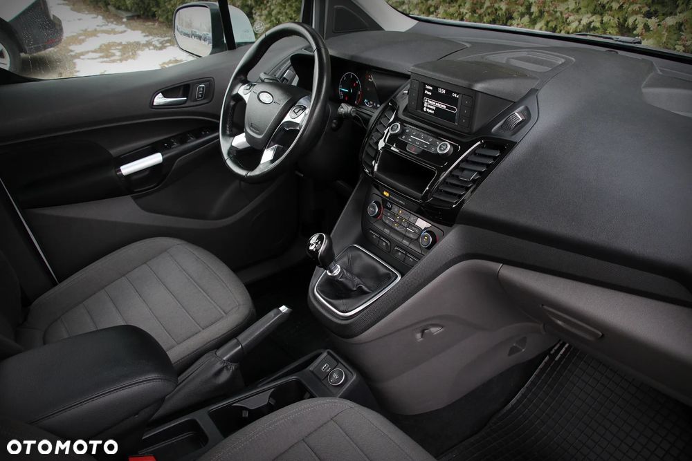Ford Tourneo Connect Grand - 21