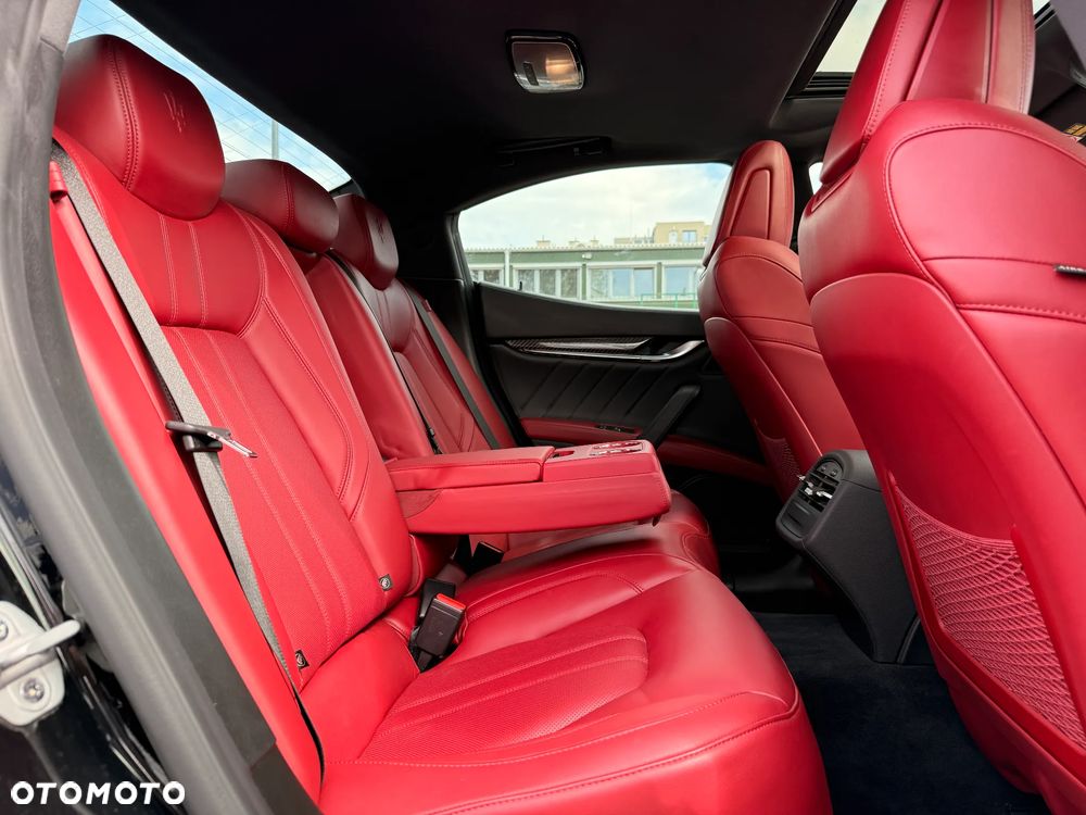 Maserati Ghibli - 31