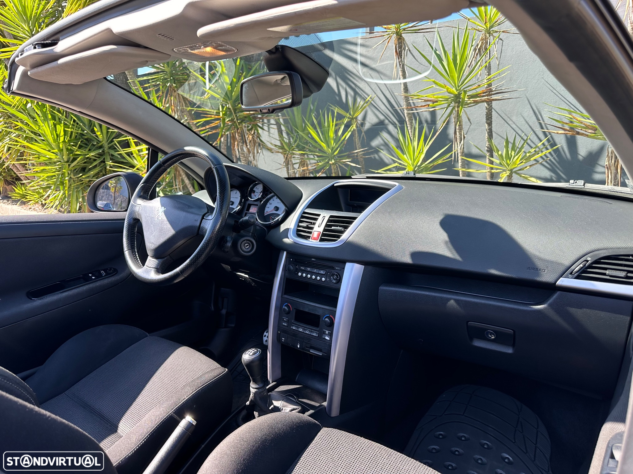 Peugeot 207 CC 1.6 HDi FAP Sport - 11