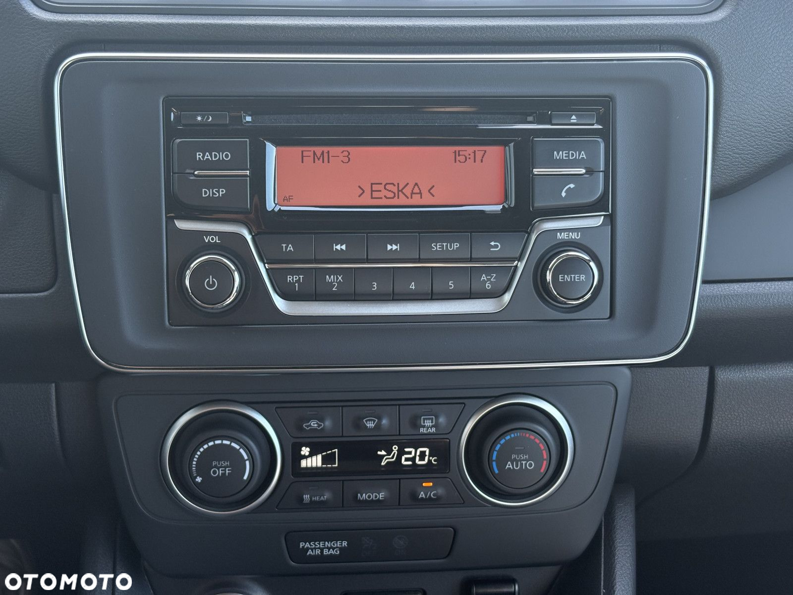 Nissan Leaf - 10