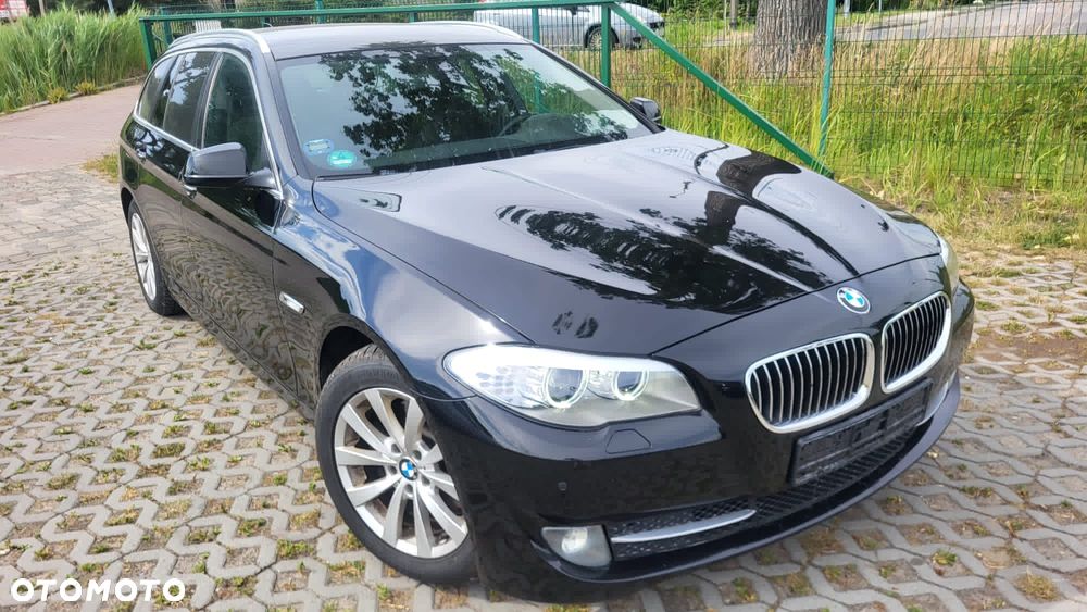 BMW Seria 5 520d Touring - 21