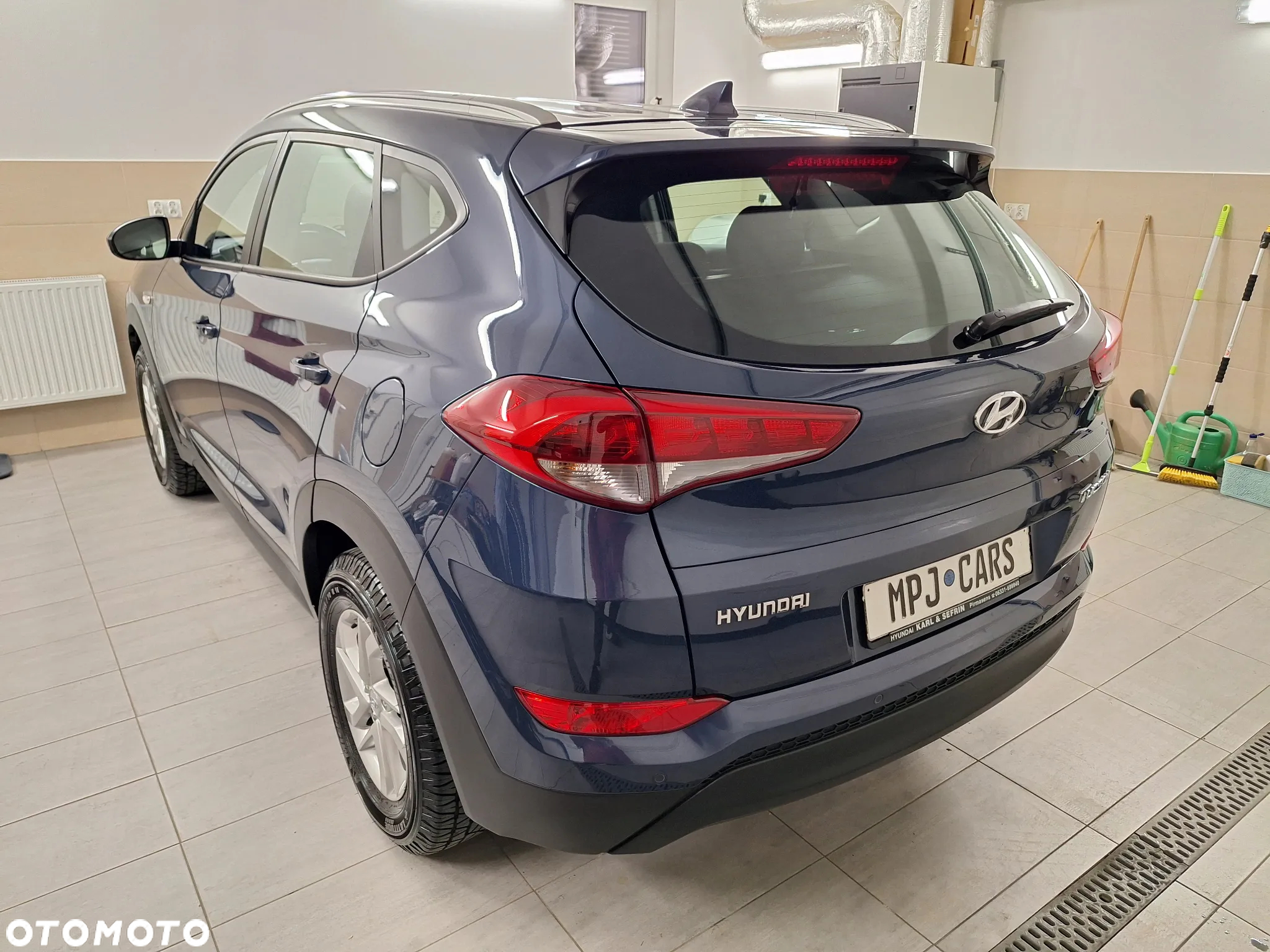 Hyundai Tucson blue 1.6 GDi 2WD Navi - 10
