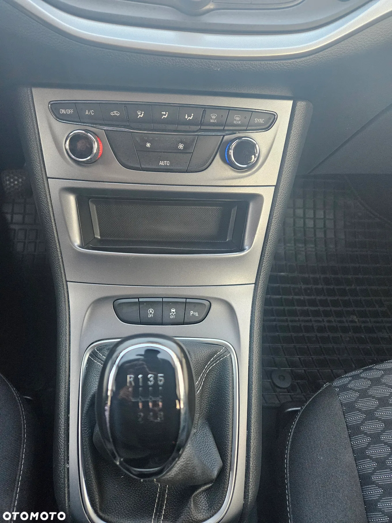 Opel Astra V 1.5 CDTI Edition S&S - 15